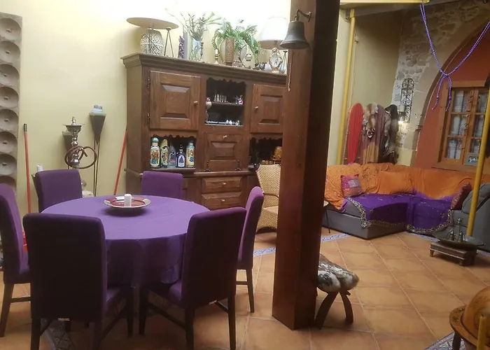 Sylvias Antique House